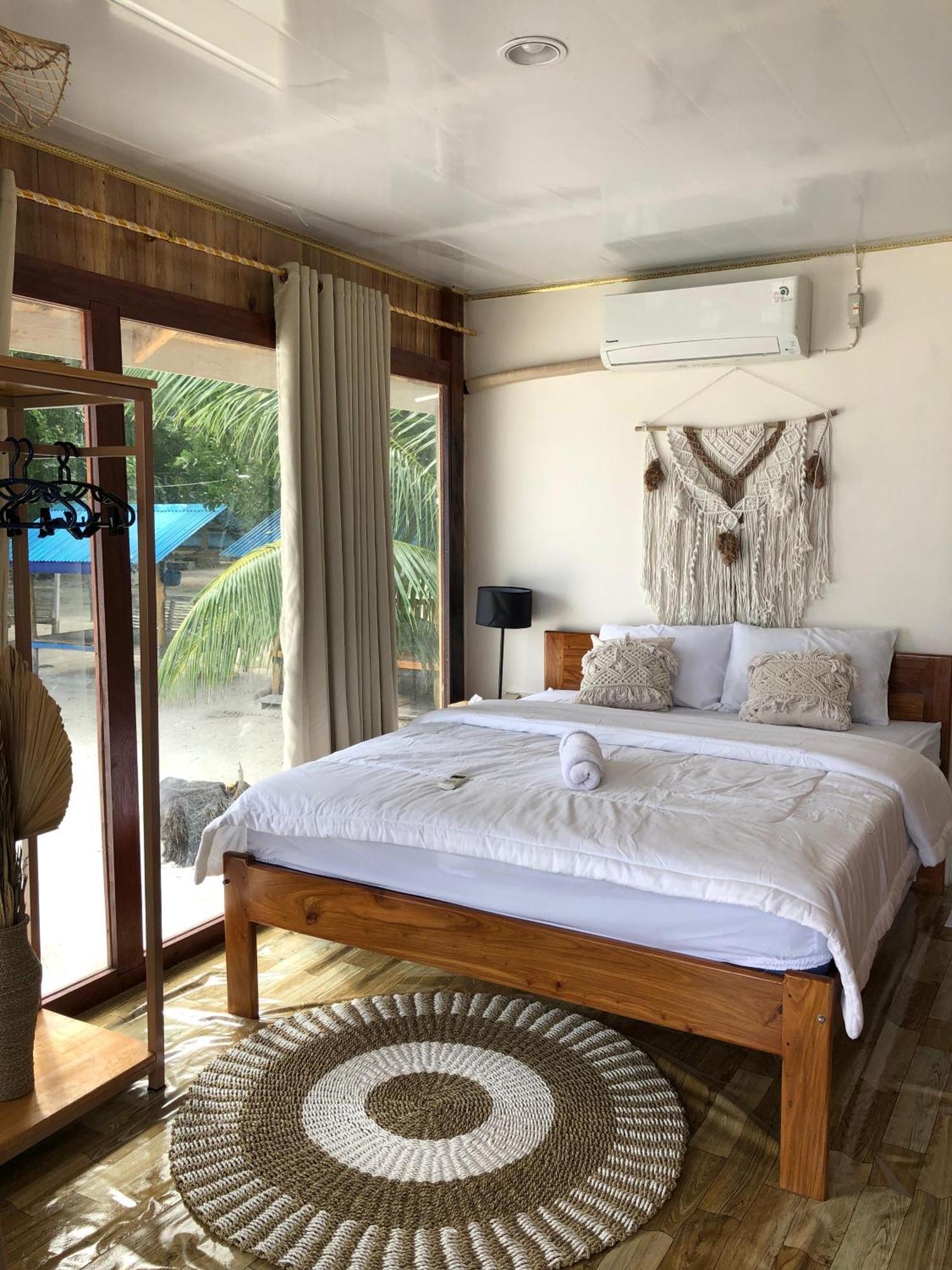 Yohana Cottage Tual エクステリア 写真