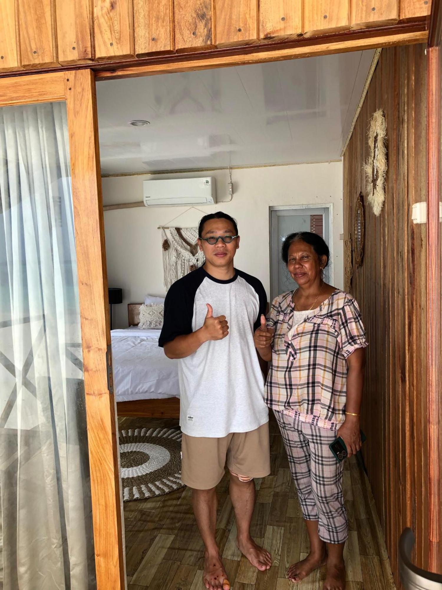 Yohana Cottage Tual エクステリア 写真