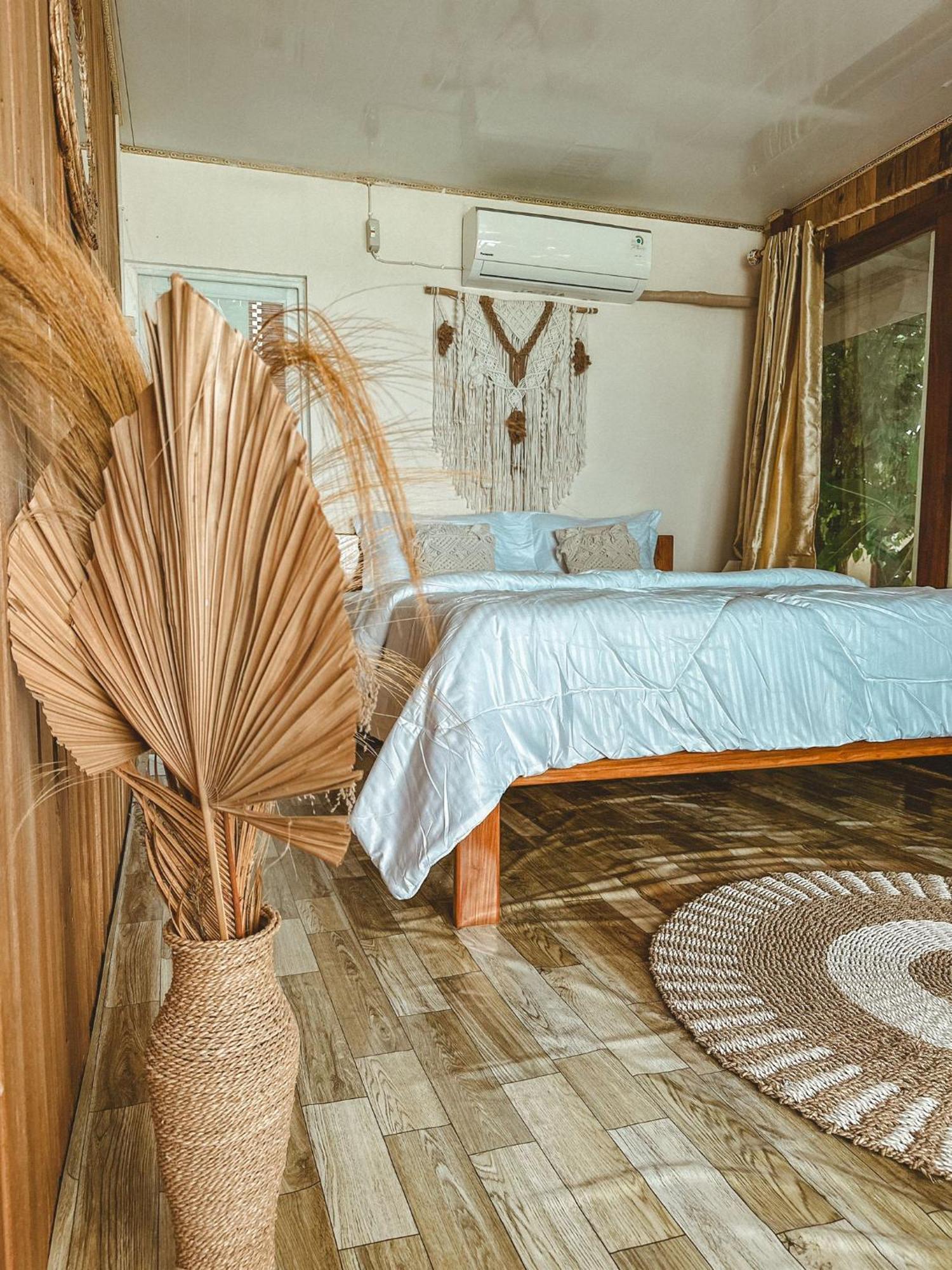 Yohana Cottage Tual エクステリア 写真