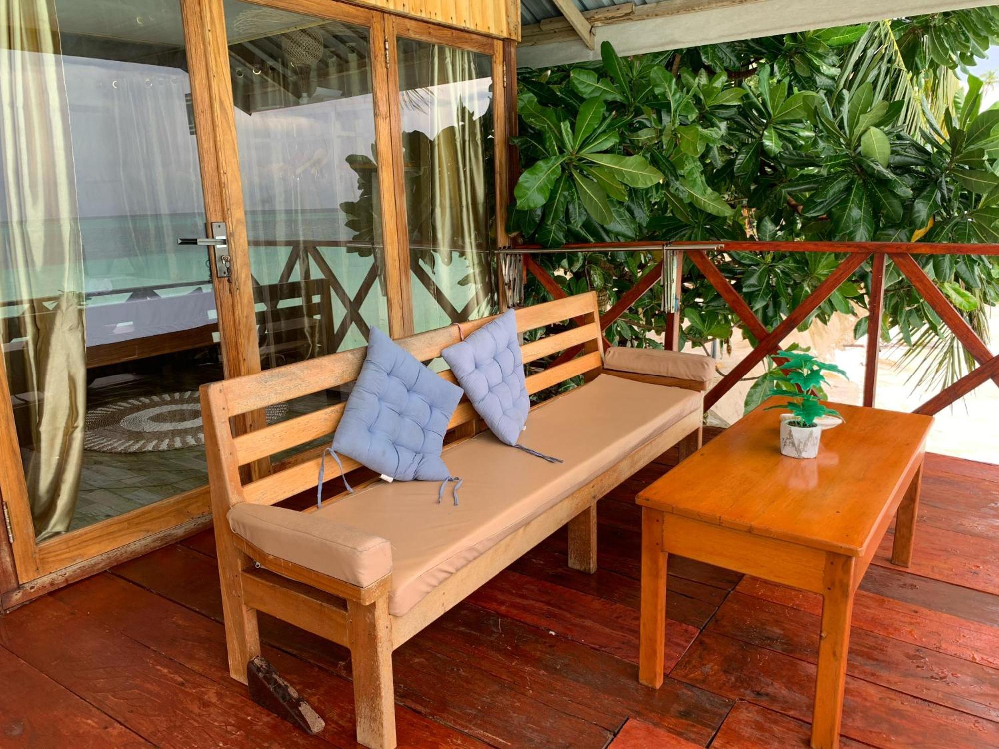 Yohana Cottage Tual エクステリア 写真