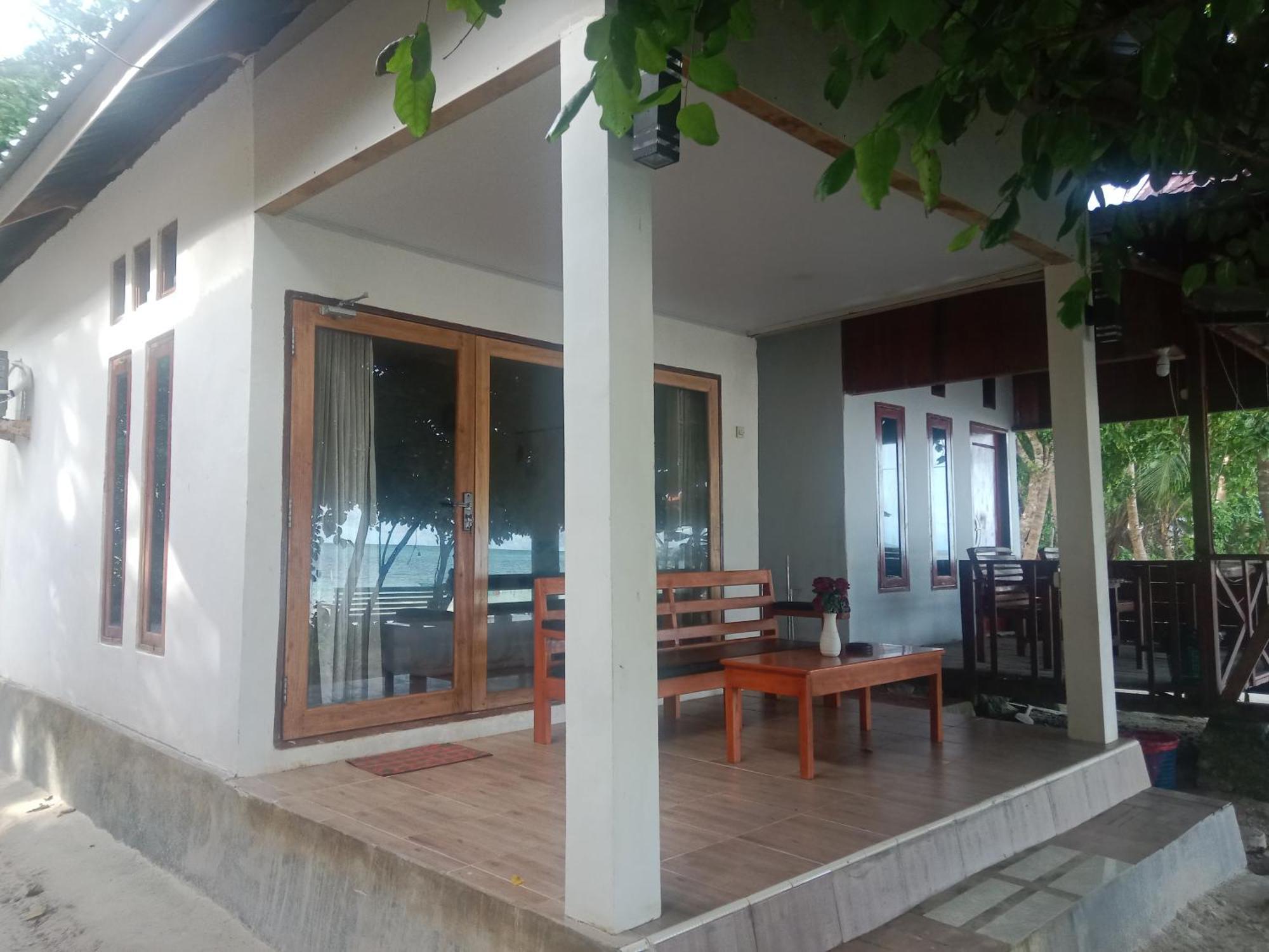 Yohana Cottage Tual エクステリア 写真